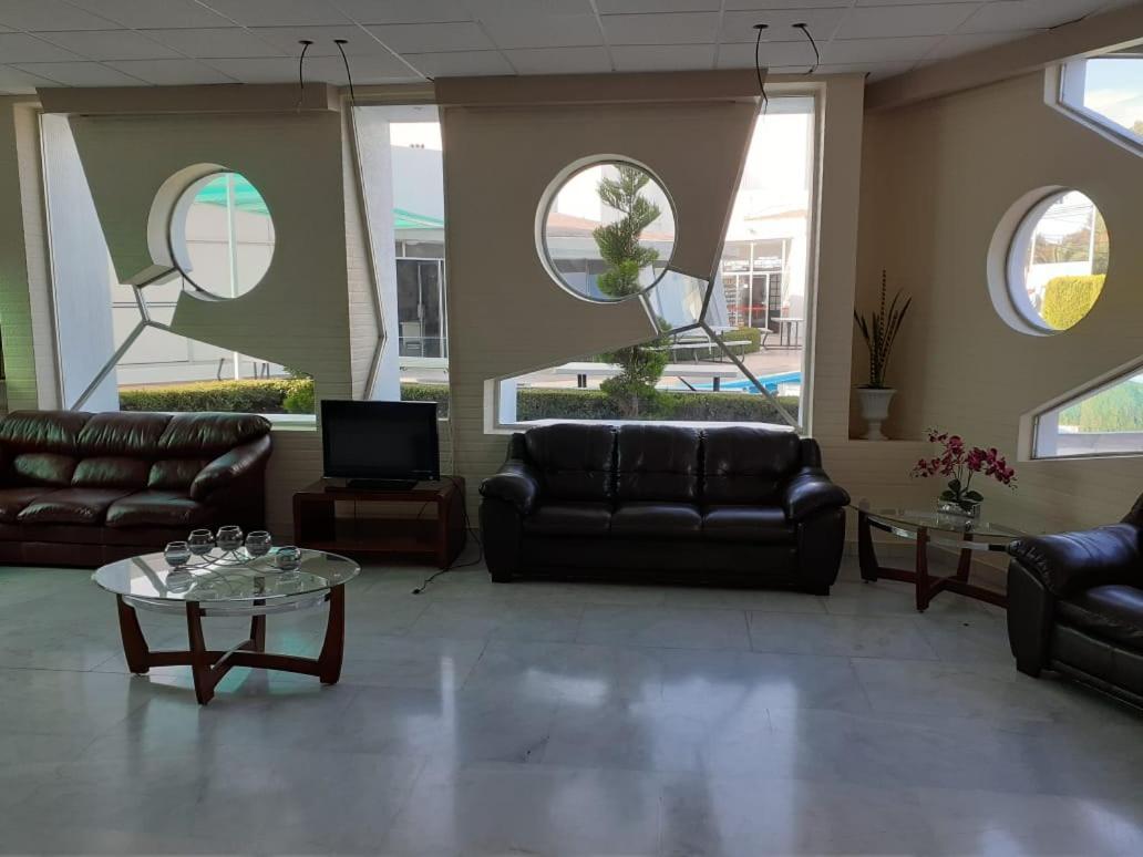 Leo Hotel Jerez de García Salinas エクステリア 写真